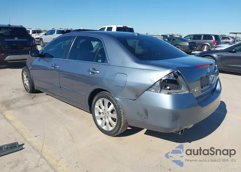 2007 Honda Accord 3.0 Ex из США, поврежденный, VIN 1HGCM66567A048695